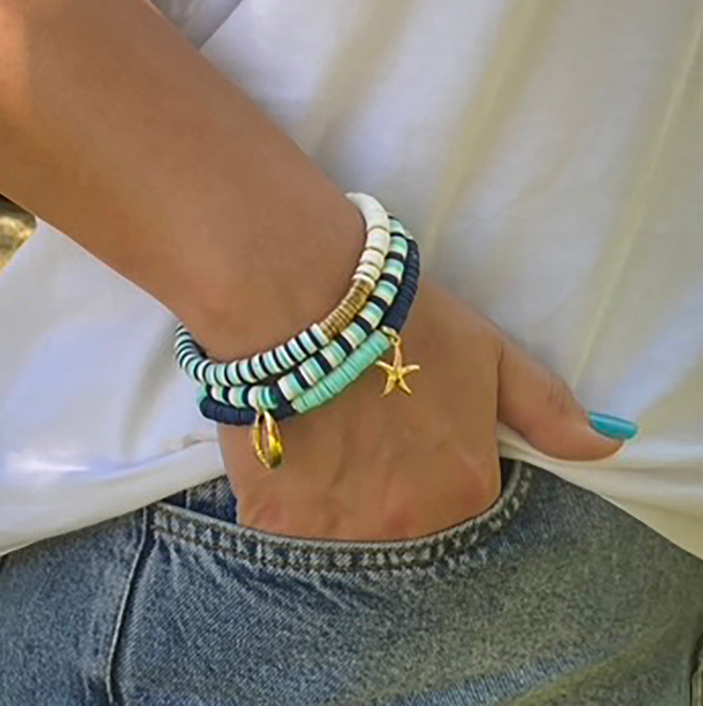 Set of 3 Beaded Bracelets with Gold Starfish and Shell Charms - Perfect Accessory for Summer Party or Holidays on the Beach